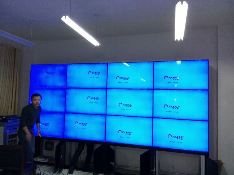 甘肅天?？h食品藥品監(jiān)督管理局46寸3X4現(xiàn)場安裝