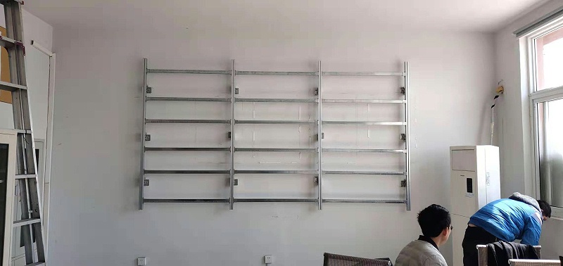 河南省沁潤澤環(huán)?？萍脊煞萦邢薰?9寸3X3液晶拼接