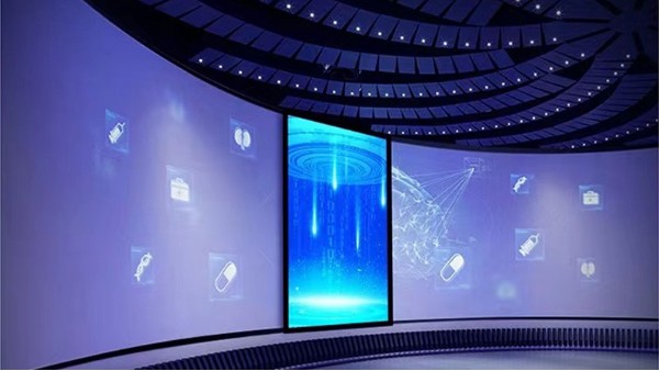 多角度觀看體驗，提供個性化顯示——滑軌屏